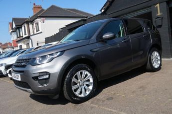 LAND ROVER DISCOVERY SPORT 2.0 TD4 SE Tech SUV 5dr Diesel Auto 4WD Euro 6 (s/s) (180 ps)
