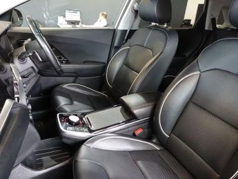 KIA NIRO 64kWh 3 SUV 5dr Electric Auto (201 bhp)