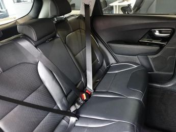 KIA NIRO 64kWh 3 SUV 5dr Electric Auto (201 bhp)