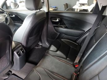 KIA NIRO 64kWh 3 SUV 5dr Electric Auto (201 bhp)