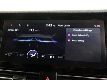 KIA NIRO 64kWh 3 SUV 5dr Electric Auto (201 bhp)