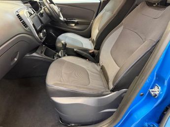 RENAULT CAPTUR 1.5 dCi ENERGY Dynamique S Nav SUV 5dr Diesel Manual Euro 6 (s/s