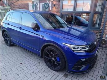 VOLKSWAGEN TIGUAN 2.0 TSI R SUV 5dr Petrol DSG 4Motion Euro 6 (s/s) (320 ps)