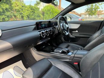MERCEDES-BENZ CLA 1.3 CLA200 AMG Line Coupe 4dr Petrol 7G-DCT Euro 6 (s/s) (163 ps
