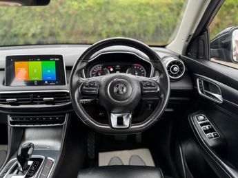 MG MG HS 1.5 T-GDI Excite SUV 5dr Petrol DCT Euro 6 (s/s) (162 ps)