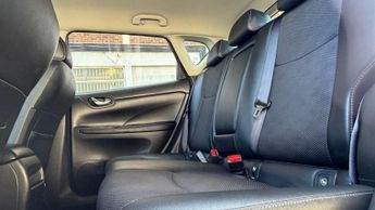 NISSAN PULSAR 1.2 DIG-T N-Connecta Hatchback 5dr Petrol XTRON Euro 6 (s/s) (11
