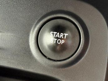 RENAULT CAPTUR 1.2 TCe ENERGY Dynamique S Nav SUV 5dr Petrol Auto Euro 6 (s/s) 