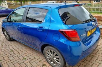 TOYOTA YARIS 1.33 Dual VVT-i Icon Hatchback 5dr Petrol Multidrive S Euro 6 (9