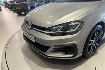 VOLKSWAGEN GOLF 2.0 TDI GTD Hatchback 5dr Diesel DSG Euro 6 (s/s) (184 ps) Front