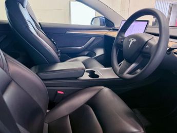 TESLA Model 3 (Dual Motor) Long Range Saloon 4dr Electric Auto 4WDE (346 ps)