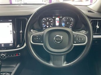 VOLVO V60 2.0 D3 Momentum Estate 5dr Diesel Manual Euro 6 (s/s) (150 ps)