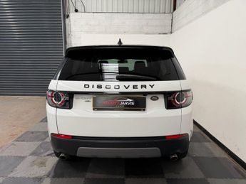 LAND ROVER DISCOVERY SPORT 2.0 TD4 HSE Black SUV 5dr Diesel Auto 4WD Euro 6 (s/s) (180 ps)