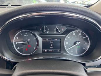 VAUXHALL MOKKA X 1.4i Turbo Design Nav SUV 5dr Petrol Auto Euro 6 (140 ps)
