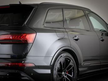 AUDI Q7 3.0 TFSI V6 55 Black Edition SUV 5dr Petrol Tiptronic quattro Eu