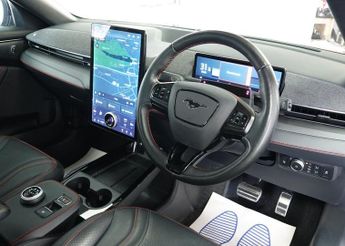 FORD MUSTANG MACH-E Extended Range 91kWh AWD 5dr