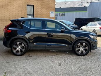 VOLVO XC40 2.0 D3 Inscription SUV 5dr Diesel Auto Euro 6 (s/s) (150 ps)