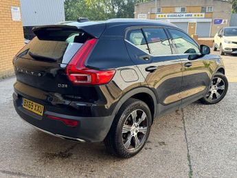 VOLVO XC40 2.0 D3 Inscription SUV 5dr Diesel Auto Euro 6 (s/s) (150 ps)