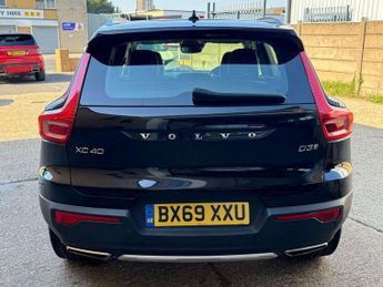 VOLVO XC40 2.0 D3 Inscription SUV 5dr Diesel Auto Euro 6 (s/s) (150 ps)