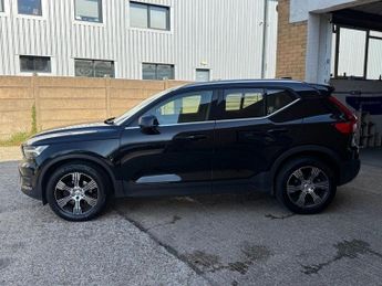 VOLVO XC40 2.0 D3 Inscription SUV 5dr Diesel Auto Euro 6 (s/s) (150 ps)