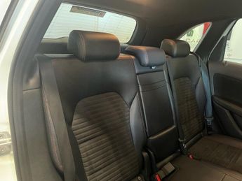MERCEDES-BENZ B-CLASS 1.5 B180d AMG Line MPV 5dr Diesel 7G-DCT Euro 6 (s/s) (109 ps)