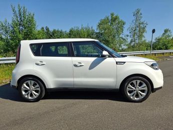 KIA SOUL 1.6 CRDi Connect SUV 5dr Diesel Auto Euro 5 (126 bhp)