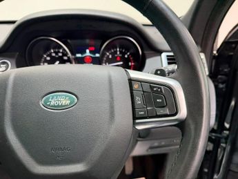 LAND ROVER DISCOVERY SPORT 2.0 TD4 Landmark SUV 5dr Diesel Auto 4WD Euro 6 (s/s) (180 ps)
