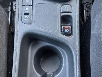 TOYOTA YARIS 1.5 VVT-h Icon Hatchback 5dr Petrol Hybrid E-CVT Euro 6 (s/s) (1