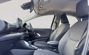 TOYOTA YARIS 1.5 VVT-h Icon Hatchback 5dr Petrol Hybrid E-CVT Euro 6 (s/s) (1