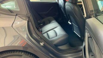 TESLA Model 3 (Dual Motor) Long Range Auto 4WDE 4dr