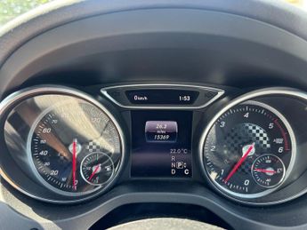 MERCEDES-BENZ A CLASS 2.1 A200d AMG Line Hatchback 5dr Diesel 7G-DCT Euro 6 (s/s) (136