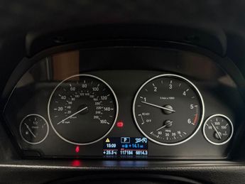 BMW 3 SERIES 2.0 320d ED EfficientDynamics Business Saloon 4dr Diesel Auto Eu
