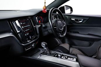 VOLVO V60 2.0 D4 R-Design Estate 5dr Diesel Auto Euro 6 (s/s) (190 ps)