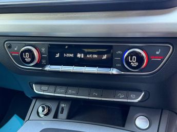 AUDI Q5 2.0 TDI 40 S line SUV 5dr Diesel S Tronic quattro 