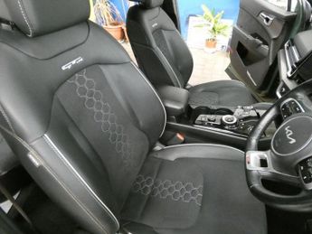 KIA SPORTAGE 1.6 T-GDi 13.8kWh GT-Line SUV 5dr Petrol Plug-in Hybrid Auto AWD