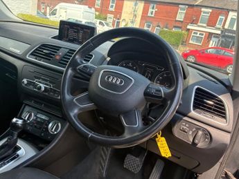 AUDI Q3 2.0 TDI SE SUV 5dr Diesel S Tronic quattro Euro 5 (s/s) (177 ps)