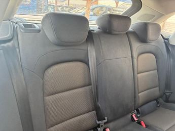 AUDI Q3 2.0 TDI SE SUV 5dr Diesel S Tronic quattro Euro 5 (s/s) (177 ps)