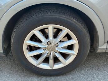 AUDI Q3 2.0 TDI SE SUV 5dr Diesel S Tronic quattro Euro 5 (s/s) (177 ps)