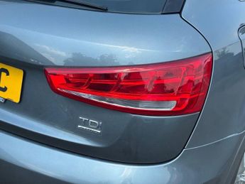 AUDI Q3 2.0 TDI SE SUV 5dr Diesel S Tronic quattro Euro 5 (s/s) (177 ps)