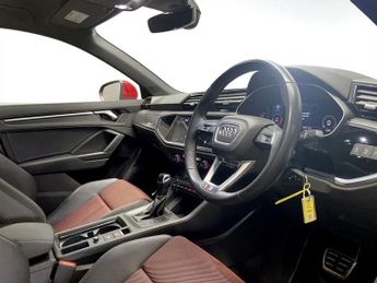 AUDI Q3 1.5 TFSI CoD 35 S line SUV 5dr Petrol S Tronic Euro 6 (s/s) (150