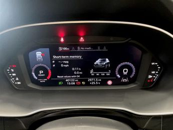AUDI Q3 1.5 TFSI CoD 35 S line SUV 5dr Petrol S Tronic Euro 6 (s/s) (150