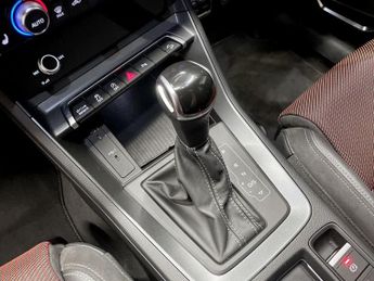 AUDI Q3 1.5 TFSI CoD 35 S line SUV 5dr Petrol S Tronic Euro 6 (s/s) (150