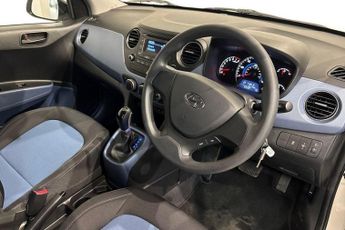 HYUNDAI I10 1.2 SE Hatchback 5dr Petrol Auto Euro 5 (87 ps) 1 Owner / Full S