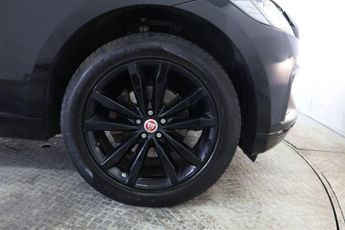 JAGUAR F-PACE 2.0 D240 Chequered Flag Auto AWD Euro 6 (s/s) 5dr