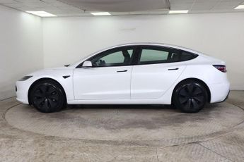 TESLA Model 3 Auto RWD 4dr