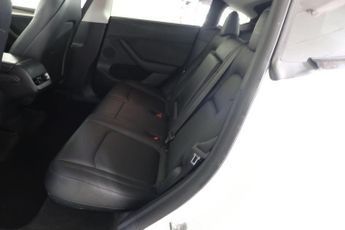 TESLA MODEL Y (Dual Motor) Long Range Auto 4WDE 5dr