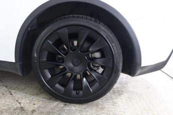 TESLA MODEL Y (Dual Motor) Long Range Auto 4WDE 5dr