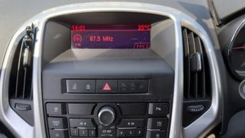 VAUXHALL ASTRA AUTOMATIC 1.6 16v SRi Hatchback 5dr Petrol Auto Euro 5 (115 ps)