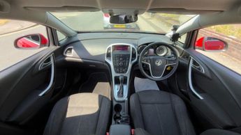 VAUXHALL ASTRA AUTOMATIC 1.6 16v SRi Hatchback 5dr Petrol Auto Euro 5 (115 ps)