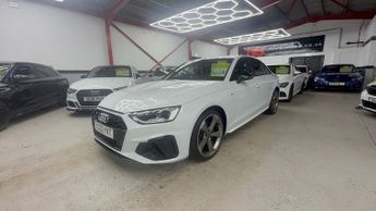 AUDI A4 2.0 TDI 35 Black Edition Saloon 4dr Diesel S Tronic Euro 6 (s/s)