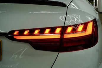 AUDI A4 2.0 TDI 35 Black Edition Saloon 4dr Diesel S Tronic Euro 6 (s/s)